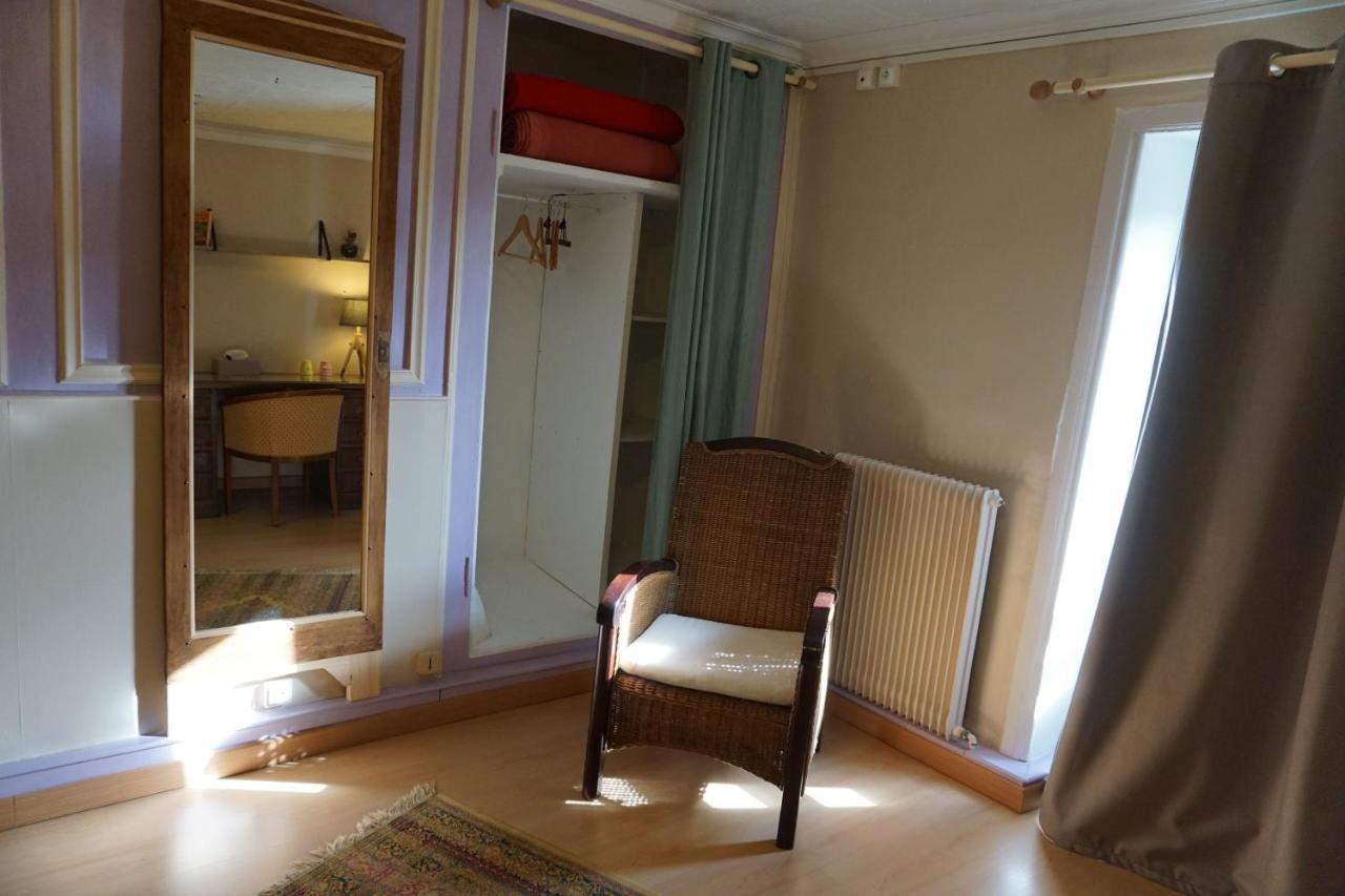 Chambres D'Hotes Kerioret Izella Kerlaz Exterior photo
